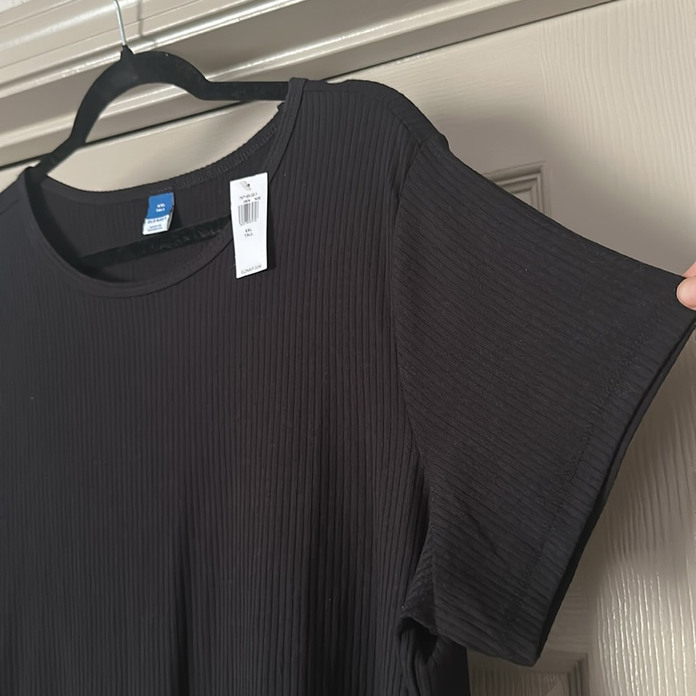 Old Navy | Ribbed Tee (Tall) - Picture 4 of 5